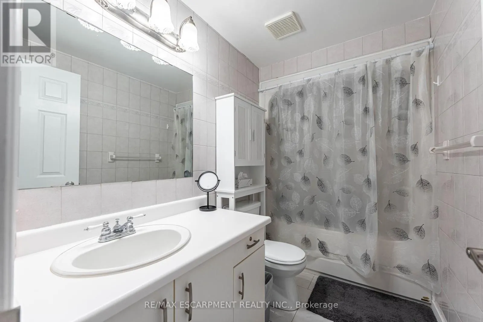55 - 1 ROYALWOOD COURT
