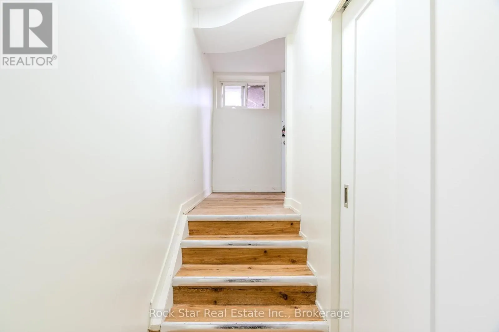 108 NIAGARA FALLS ROAD