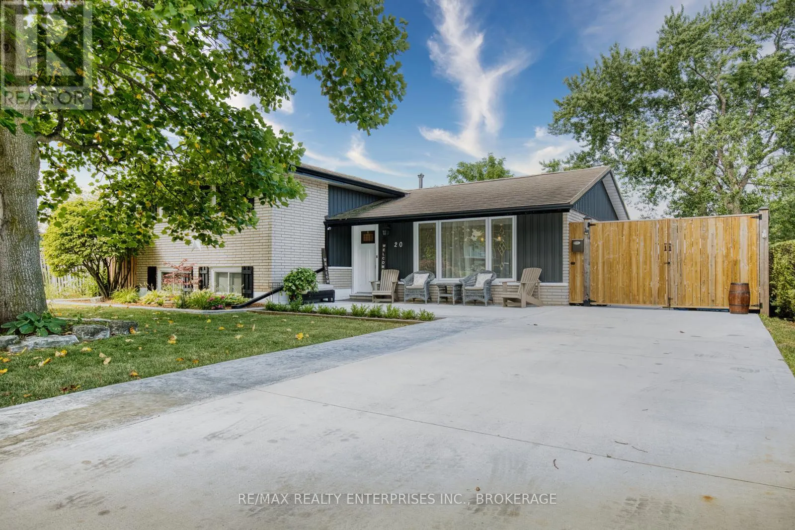 20 KAREN CRESCENT