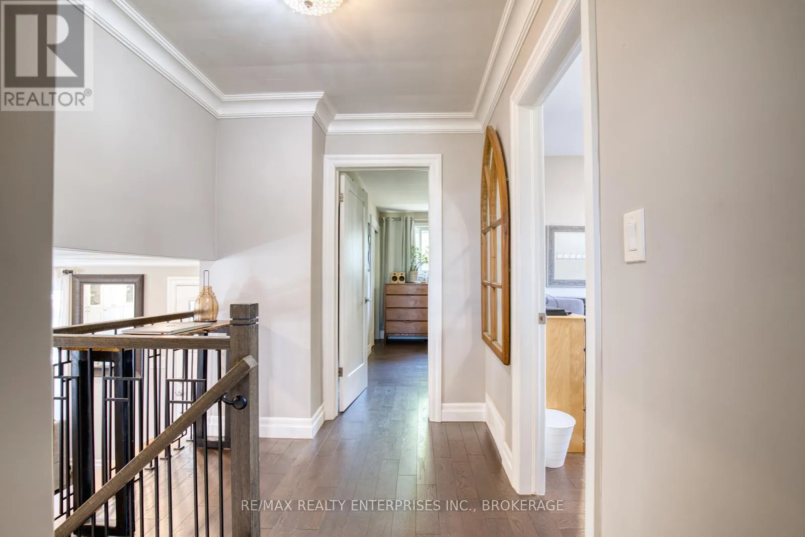 20 KAREN CRESCENT