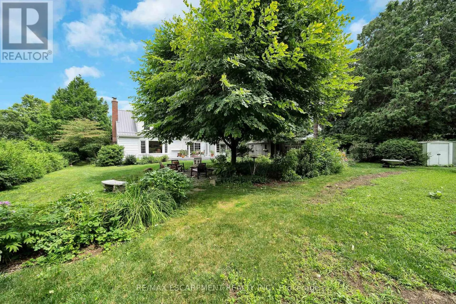 14 SIMCOE BOULEVARD