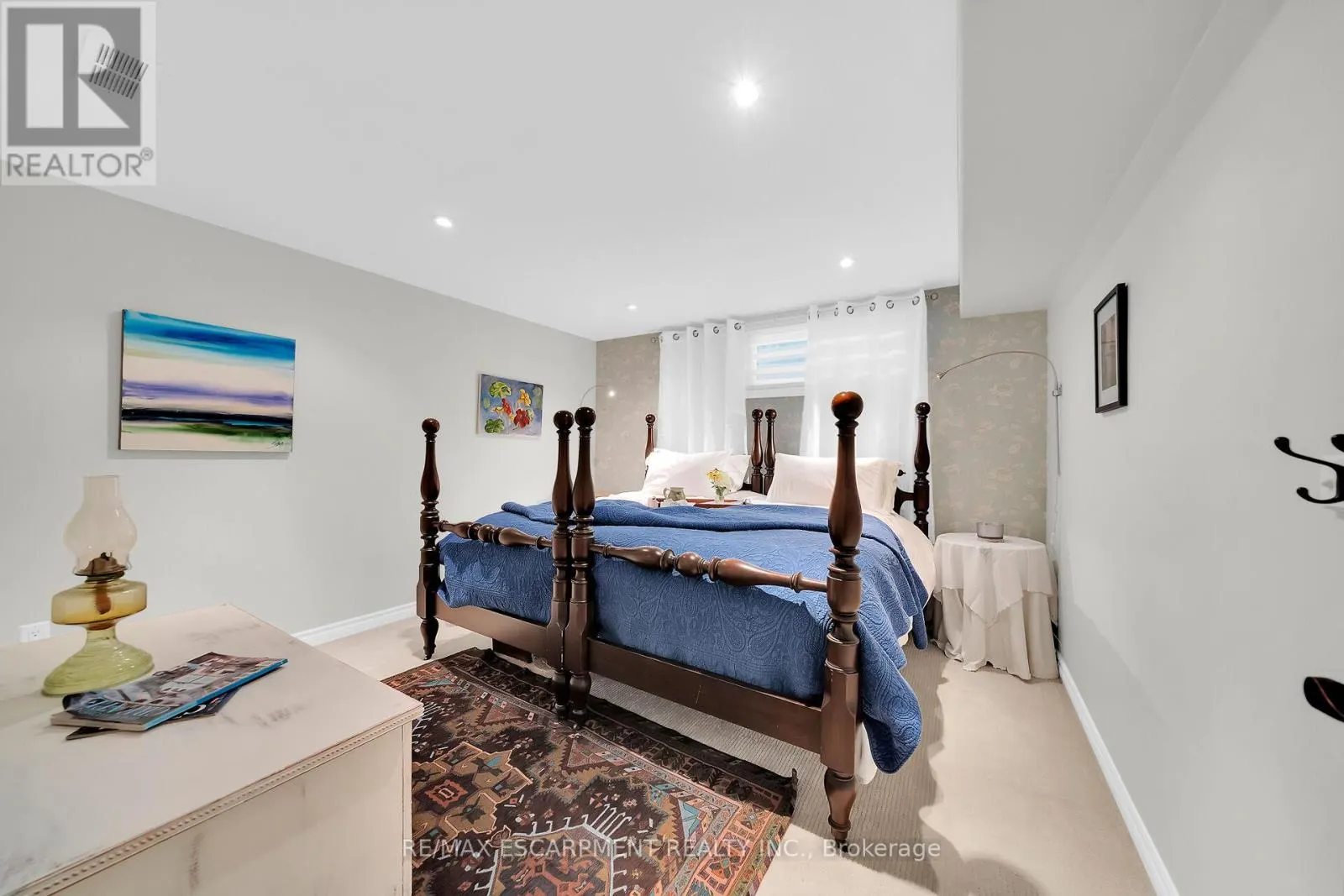 14 SIMCOE BOULEVARD