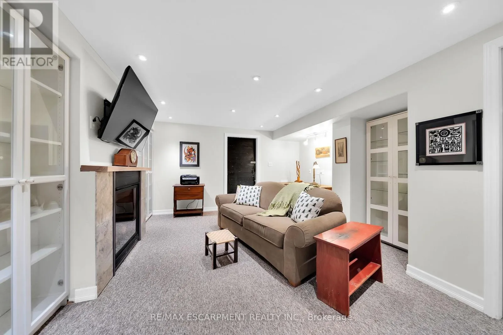 14 SIMCOE BOULEVARD