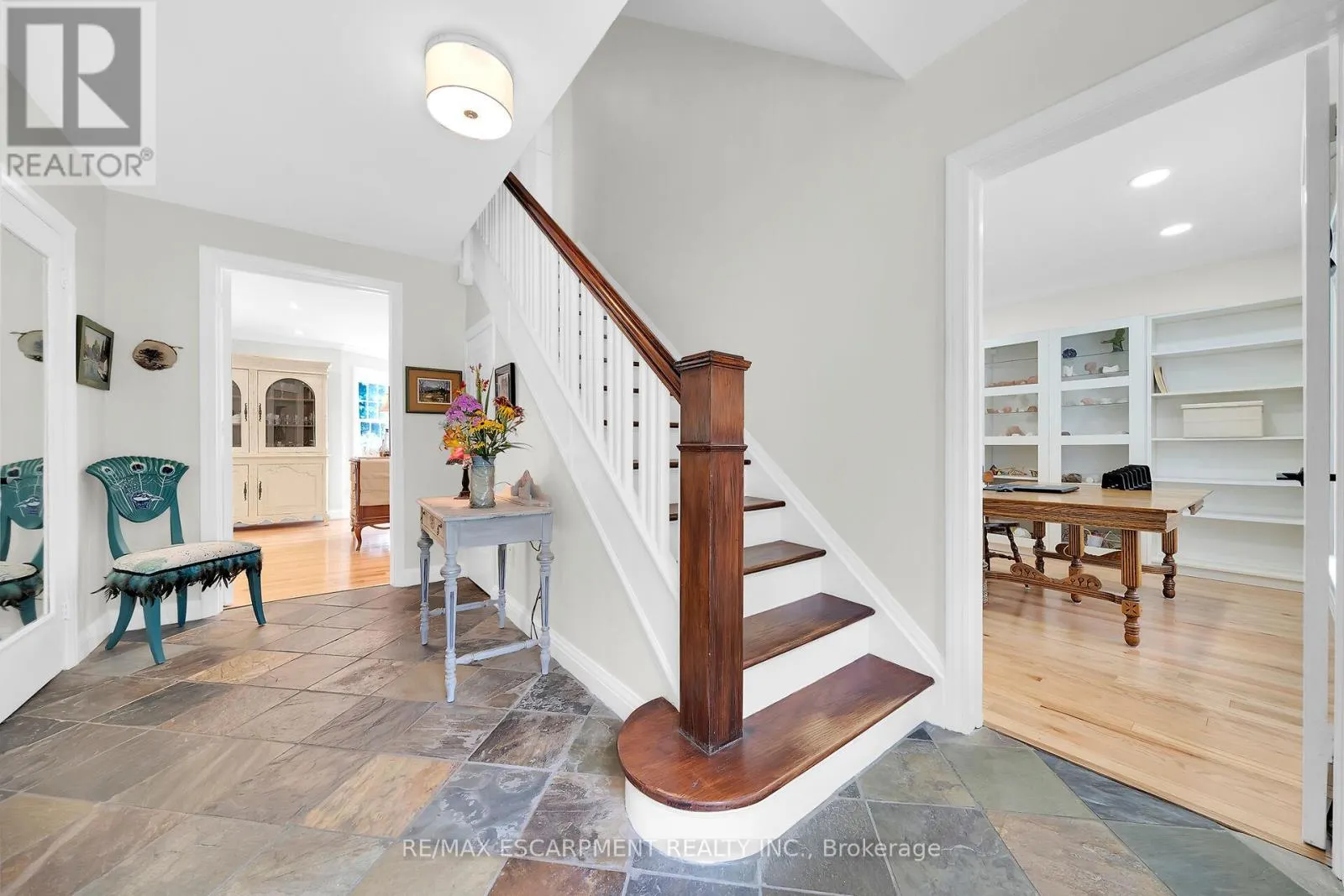 14 SIMCOE BOULEVARD