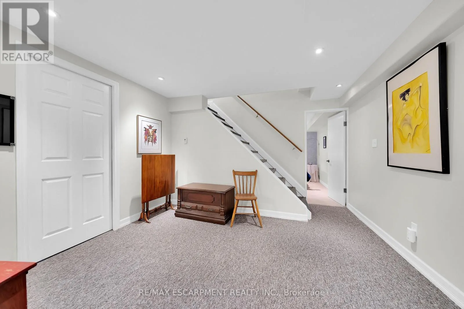 14 SIMCOE BOULEVARD