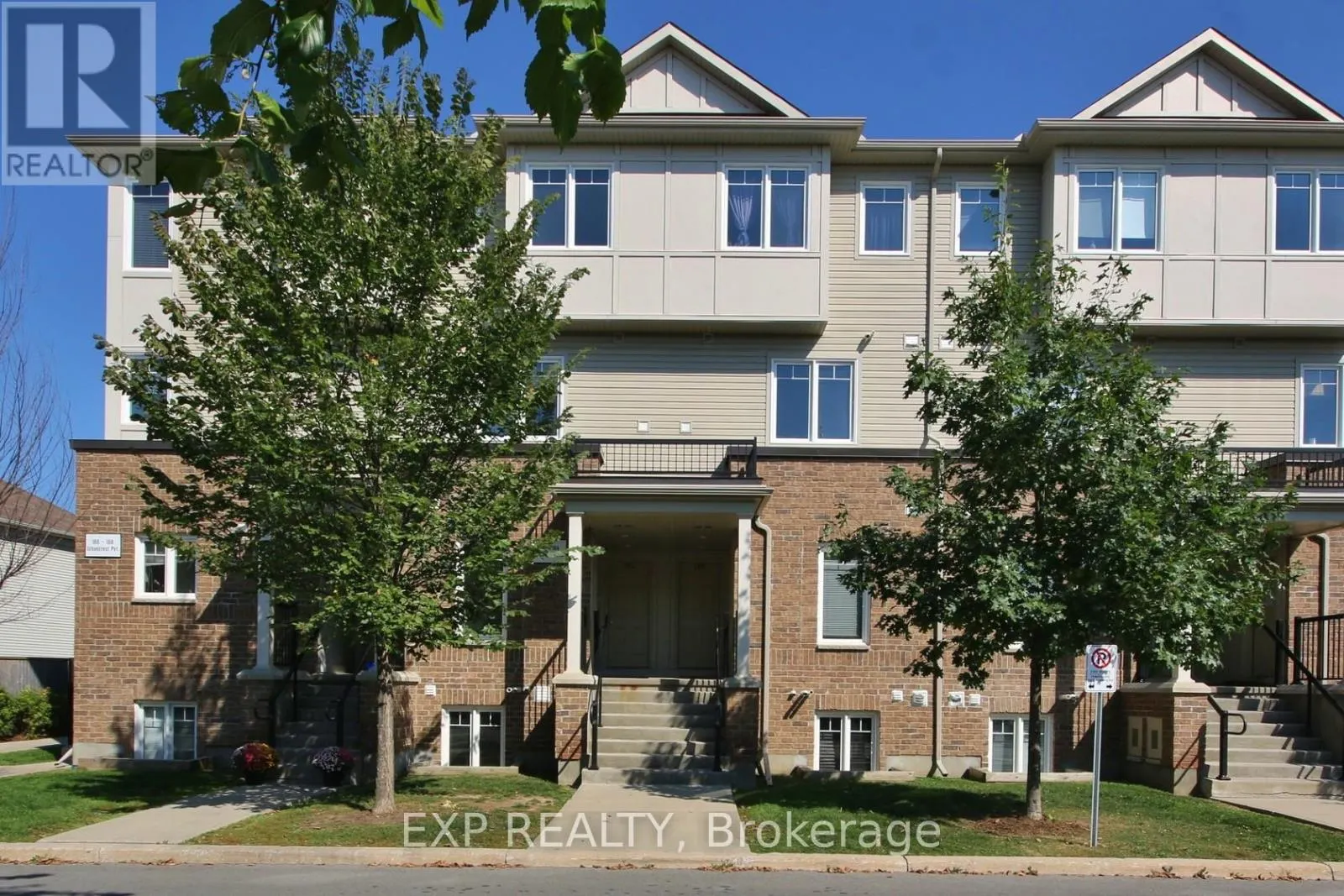 57 - 162 URBANCREST PRIVATE