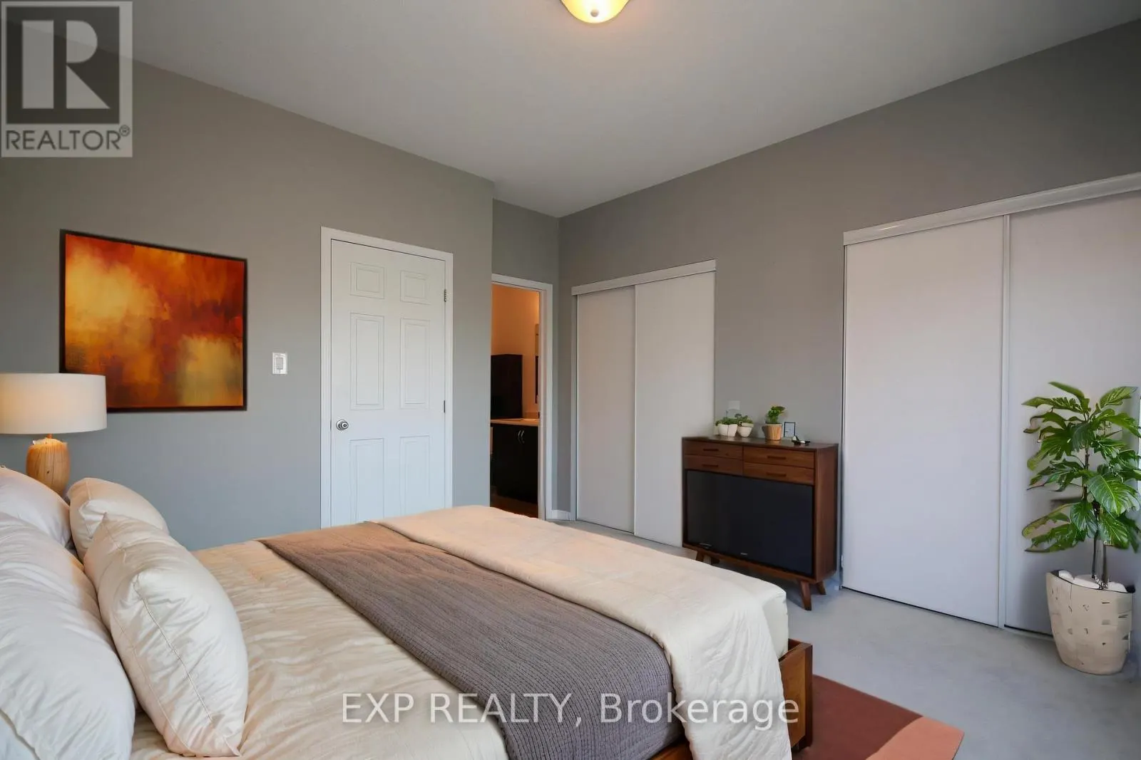 57 - 162 URBANCREST PRIVATE