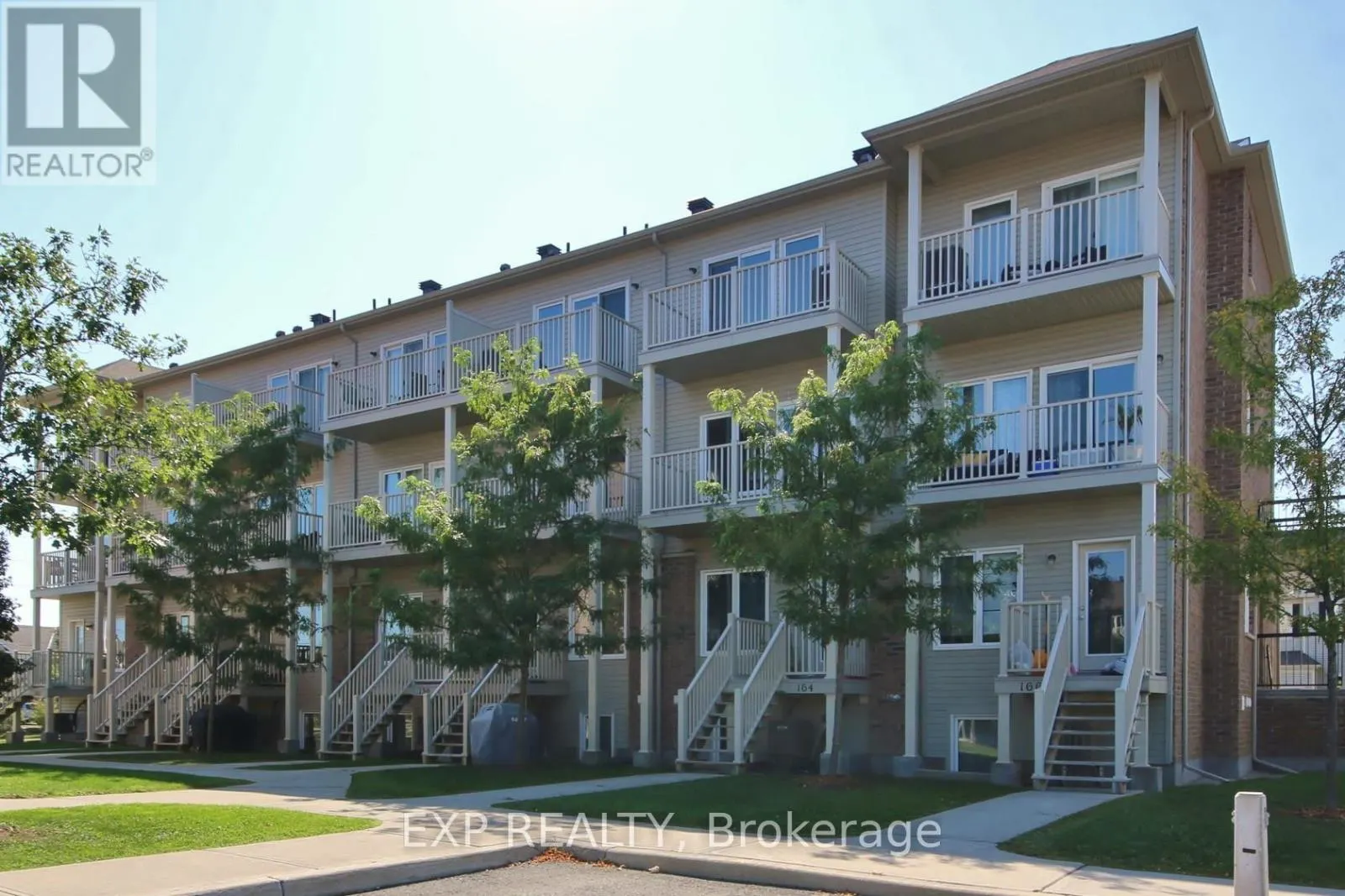 57 - 162 URBANCREST PRIVATE