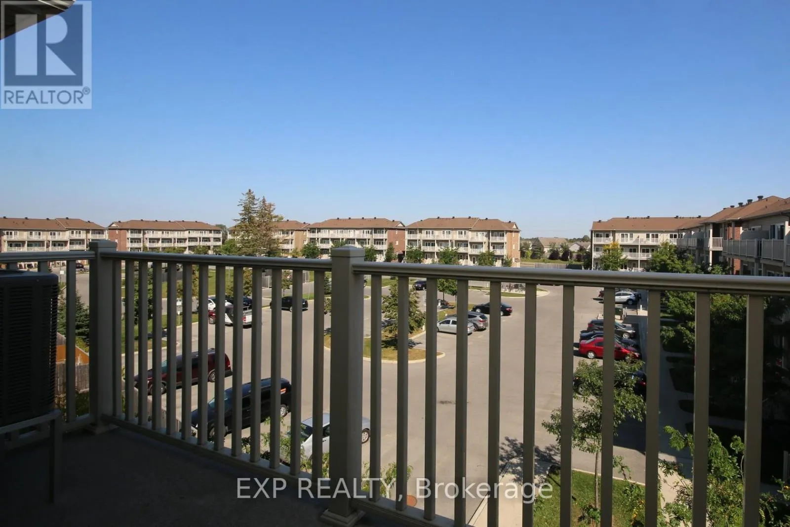57 - 162 URBANCREST PRIVATE
