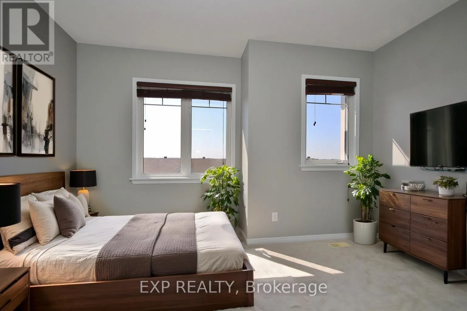 57 - 162 URBANCREST PRIVATE