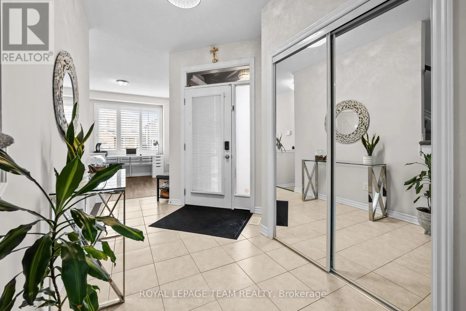 1135 APOLUNE STREET