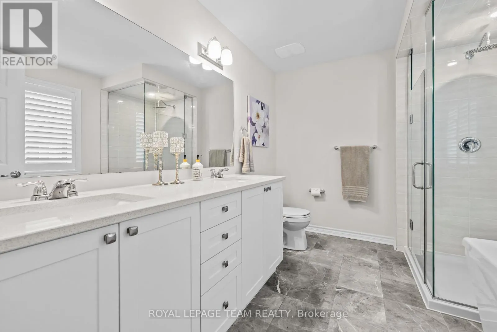 1135 APOLUNE STREET