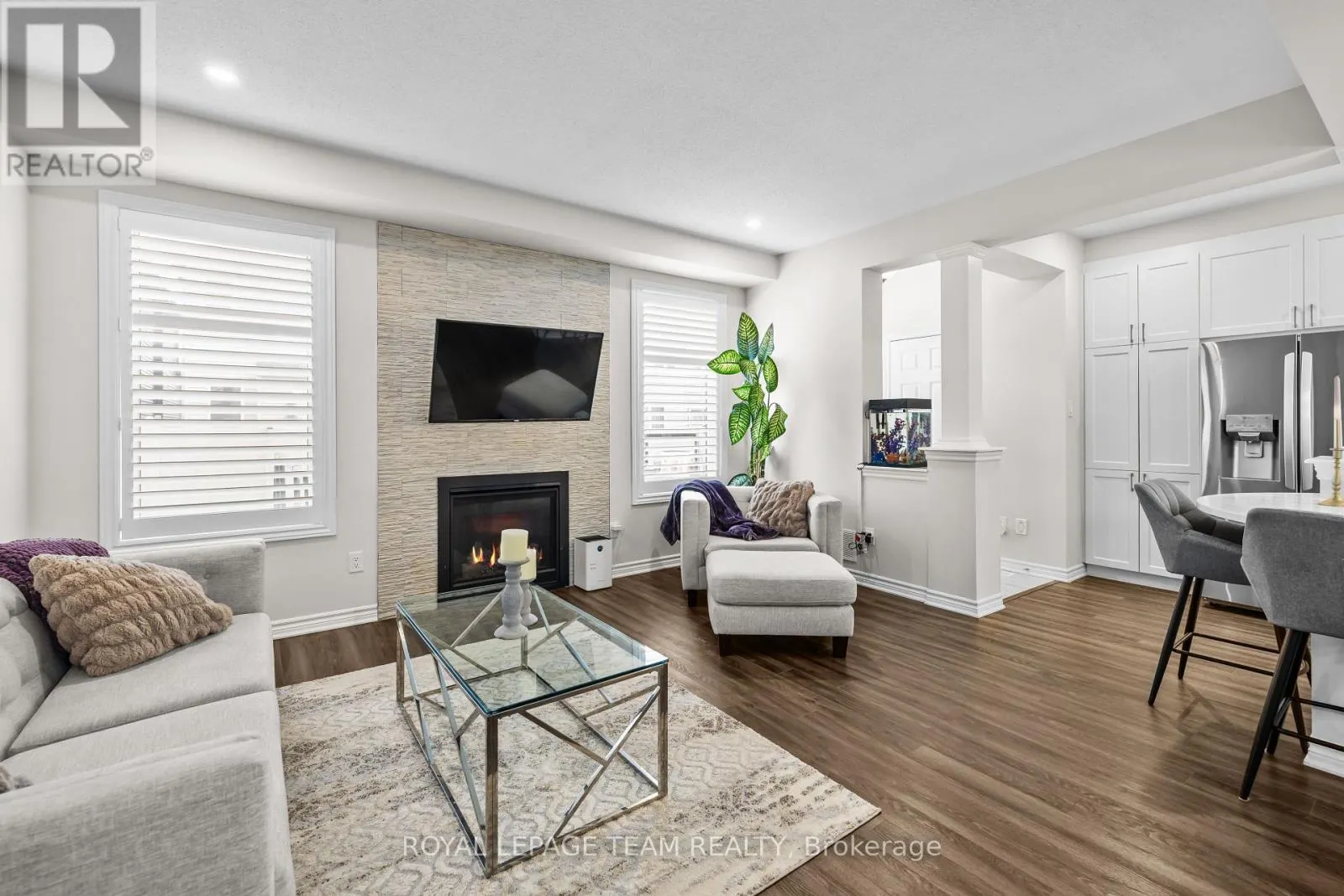 1135 APOLUNE STREET