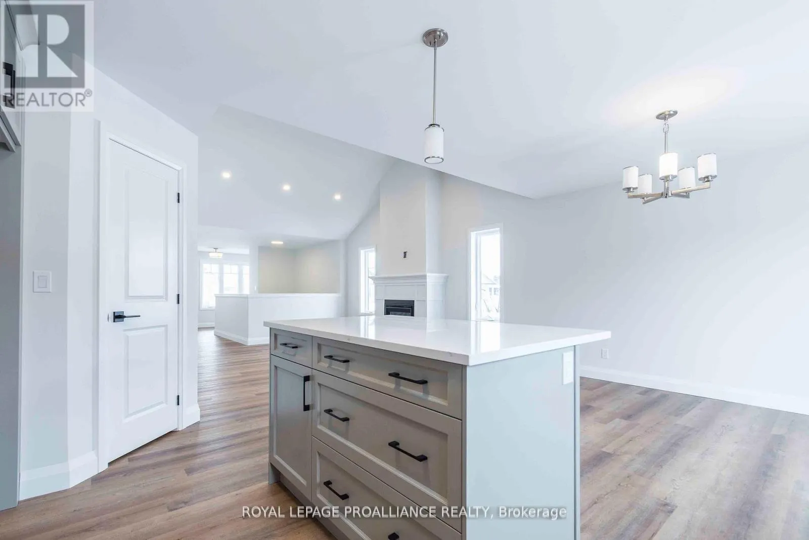 78 STIRLING CRESCENT