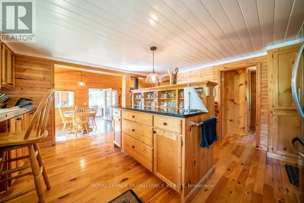 2475 ALF'S BAY LANE