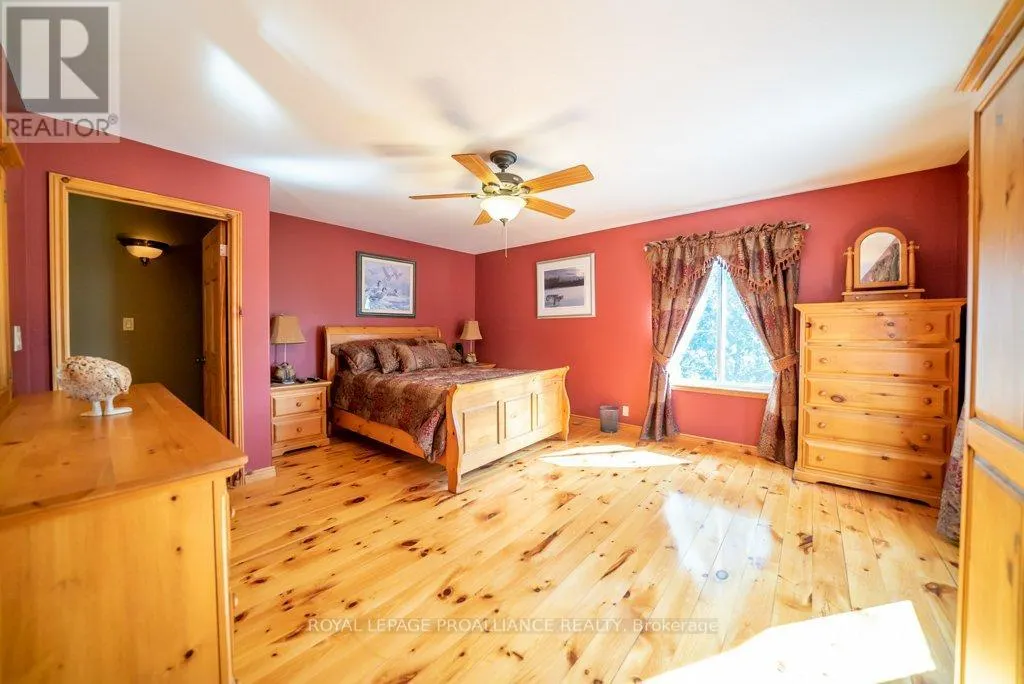 2475 ALF'S BAY LANE