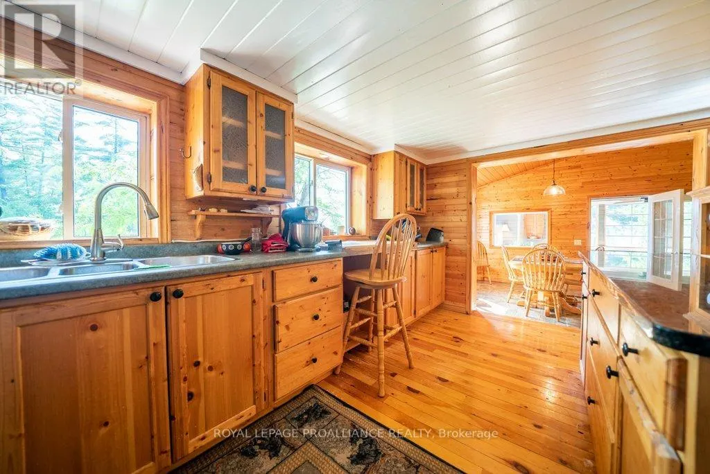 2475 ALF'S BAY LANE