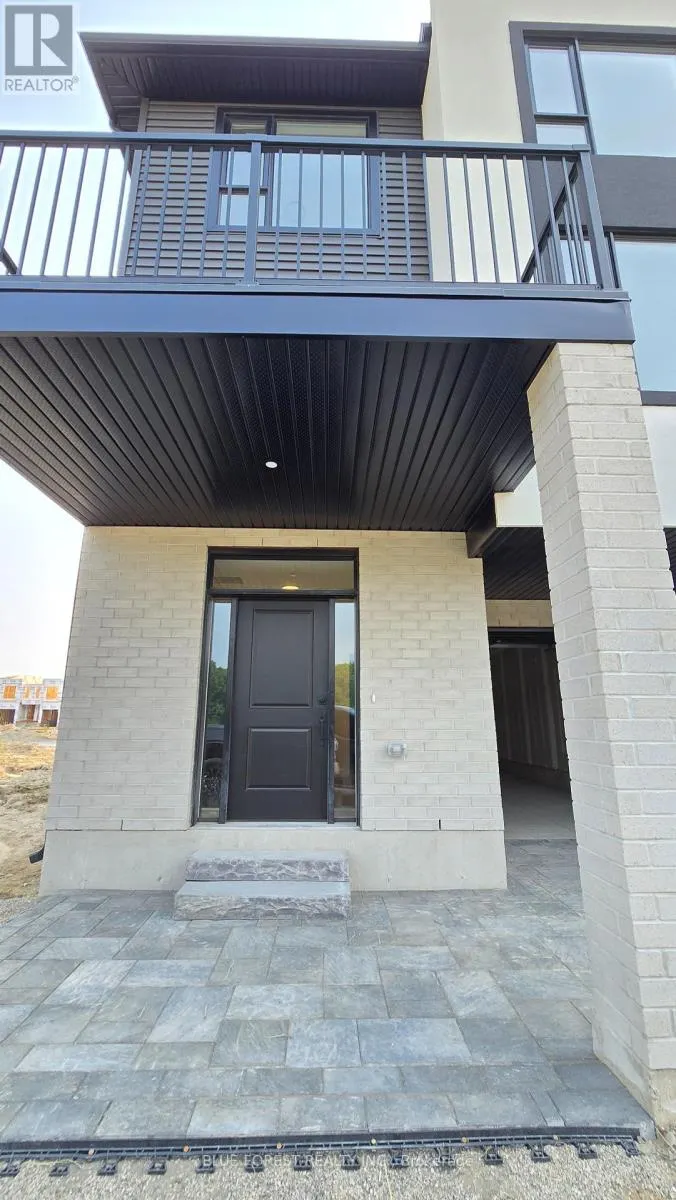 828 PALO VERDE GARDEN