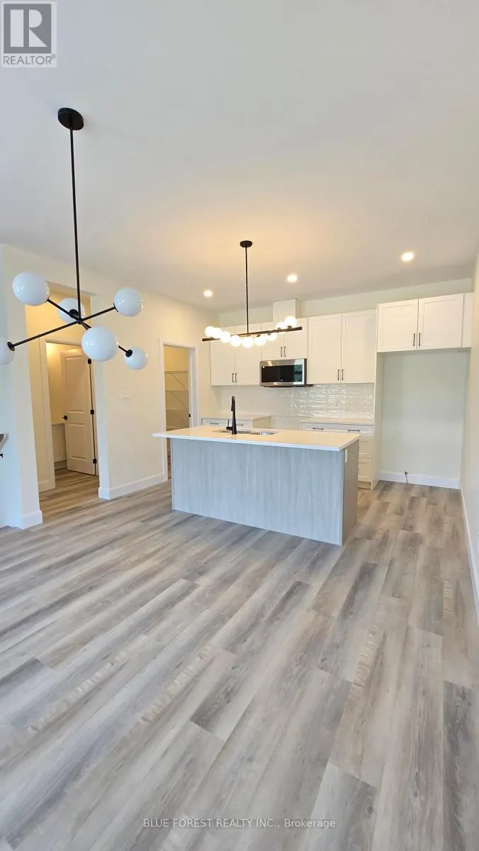 828 PALO VERDE GARDEN