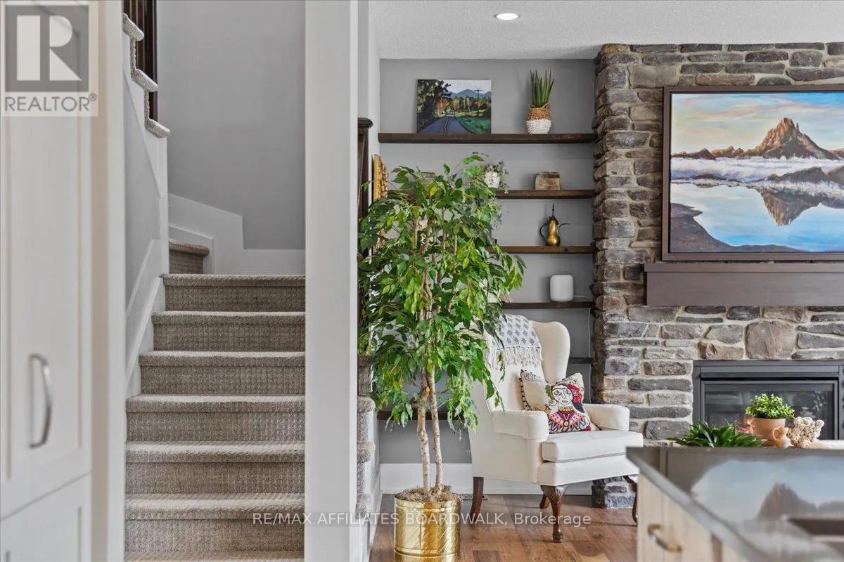 506 BRECCIA HEIGHTS