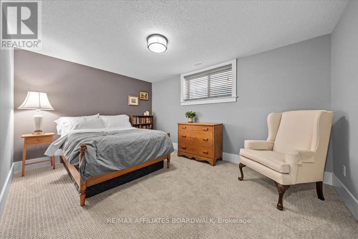 506 BRECCIA HEIGHTS
