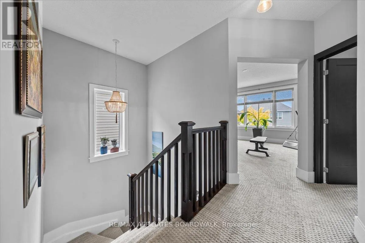 506 BRECCIA HEIGHTS