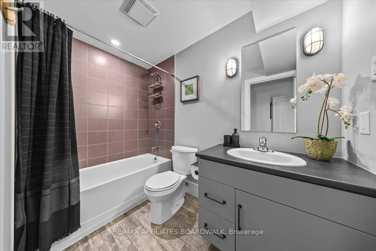 506 BRECCIA HEIGHTS