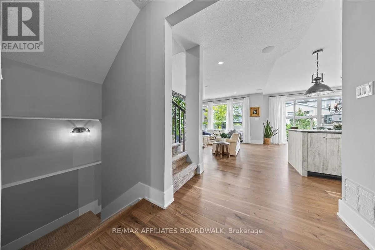 506 BRECCIA HEIGHTS
