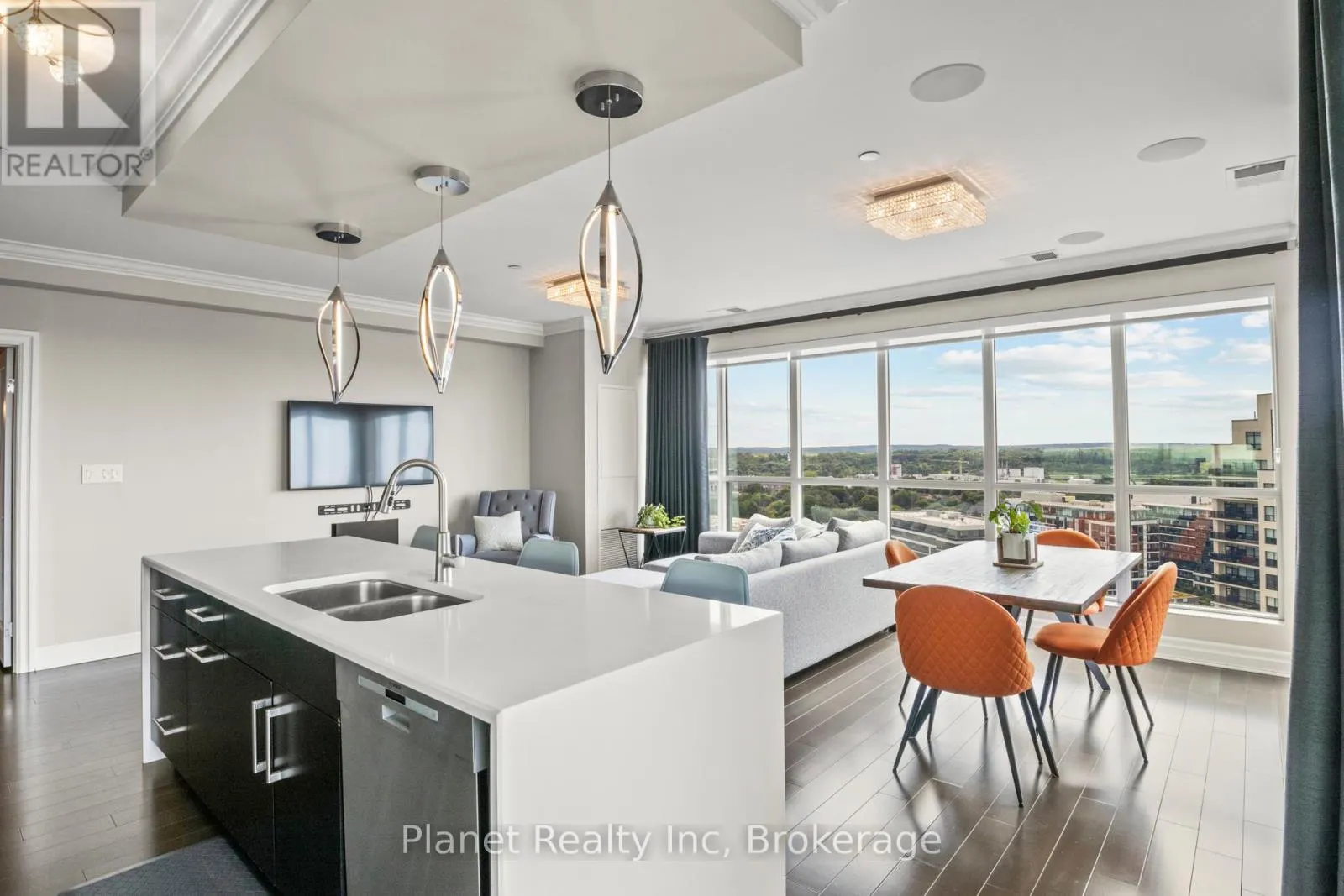 1607 - 160 MACDONELL STREET, #1607