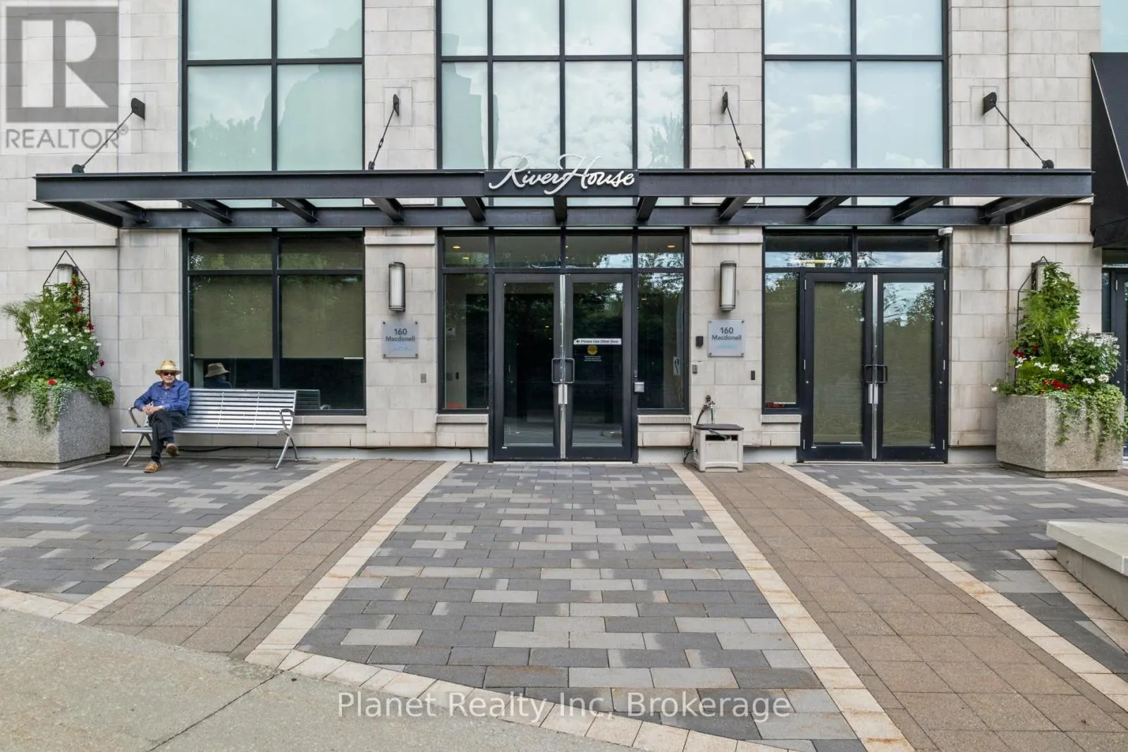 1607 - 160 MACDONELL STREET, #1607