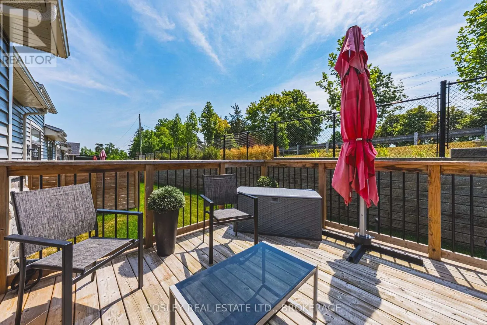 10 - 2848 KING STREET, #10