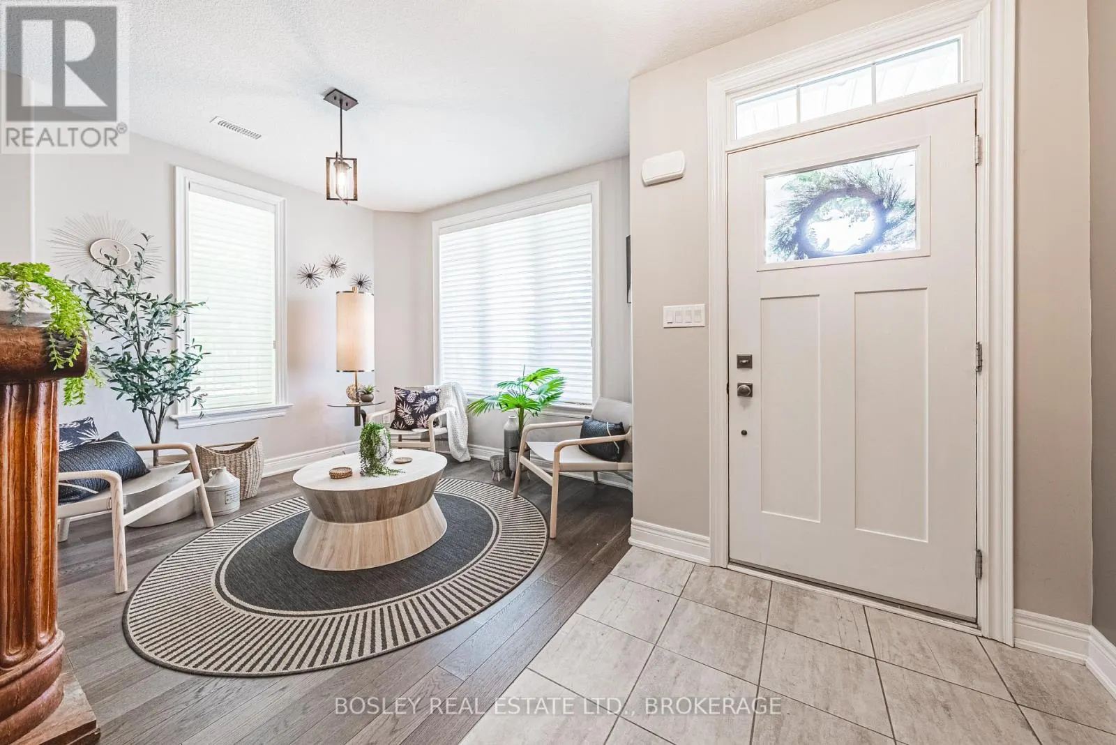 10 - 2848 KING STREET, #10