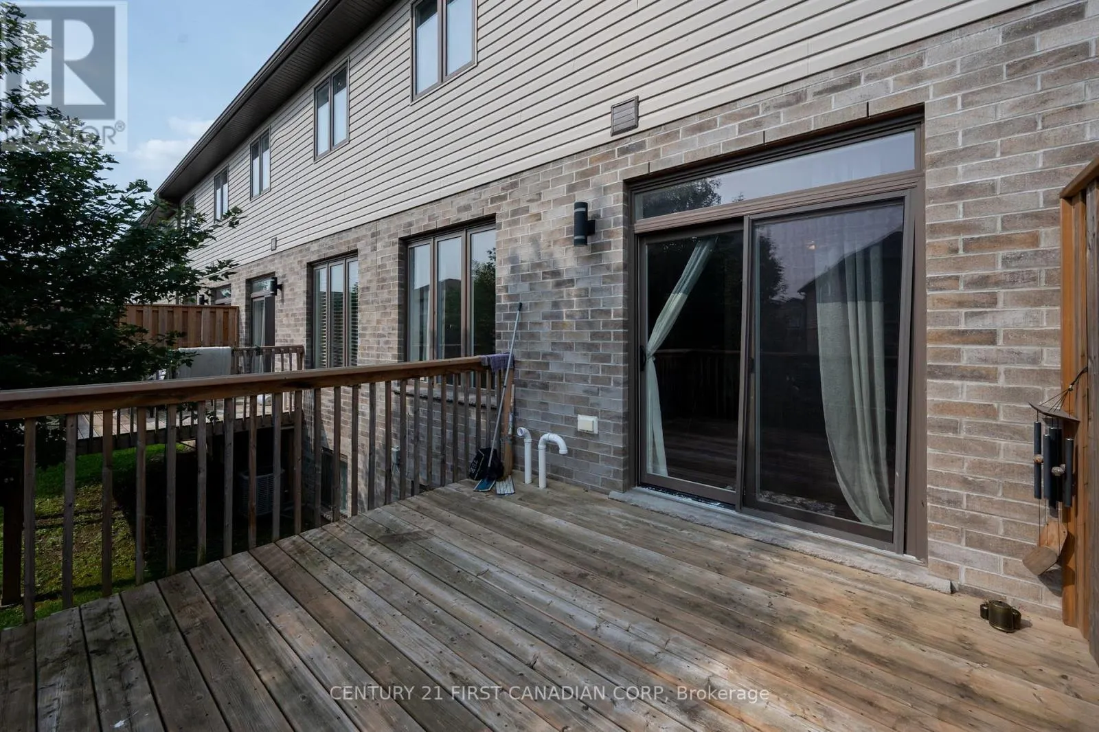 195 - 1960 DALMAGARRY ROAD, #195