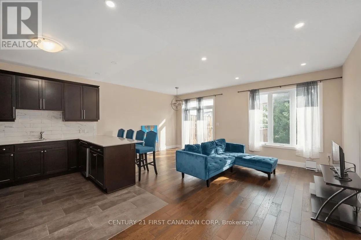 195 - 1960 DALMAGARRY ROAD, #195