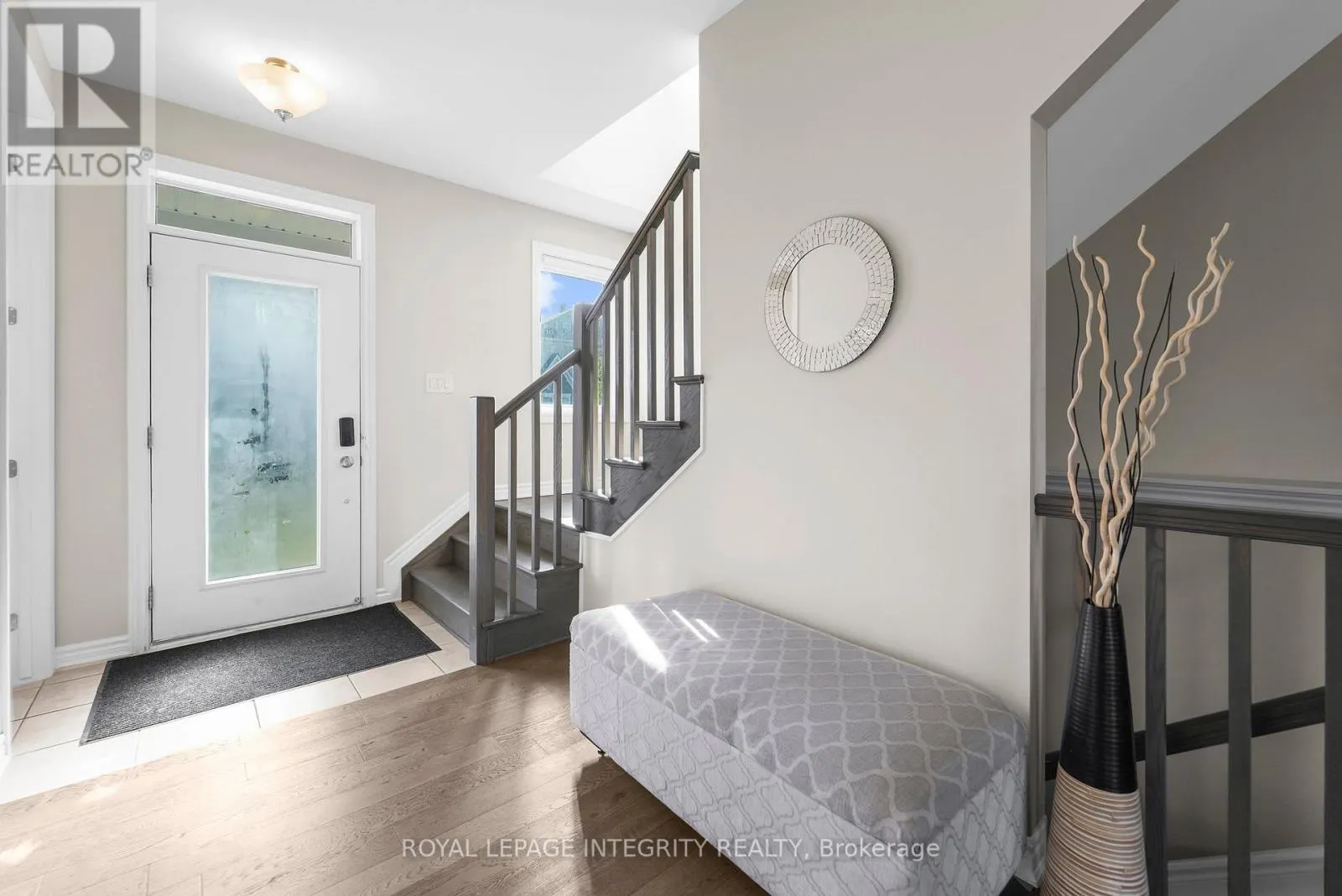 724 VENNECY TERRACE
