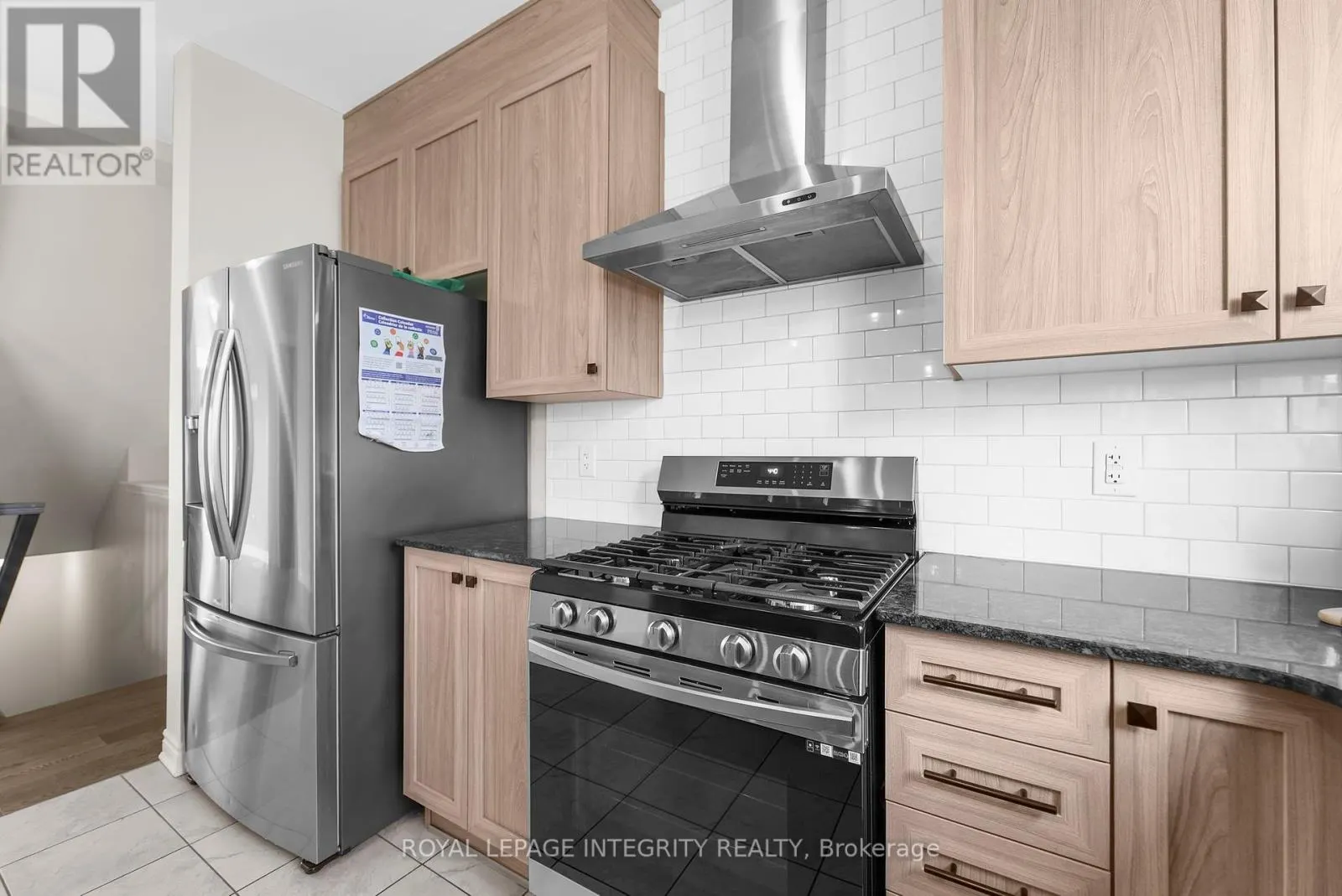 724 VENNECY TERRACE
