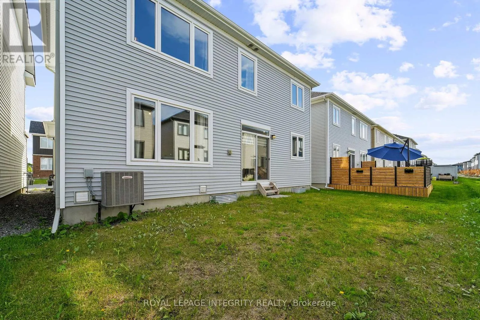 724 VENNECY TERRACE