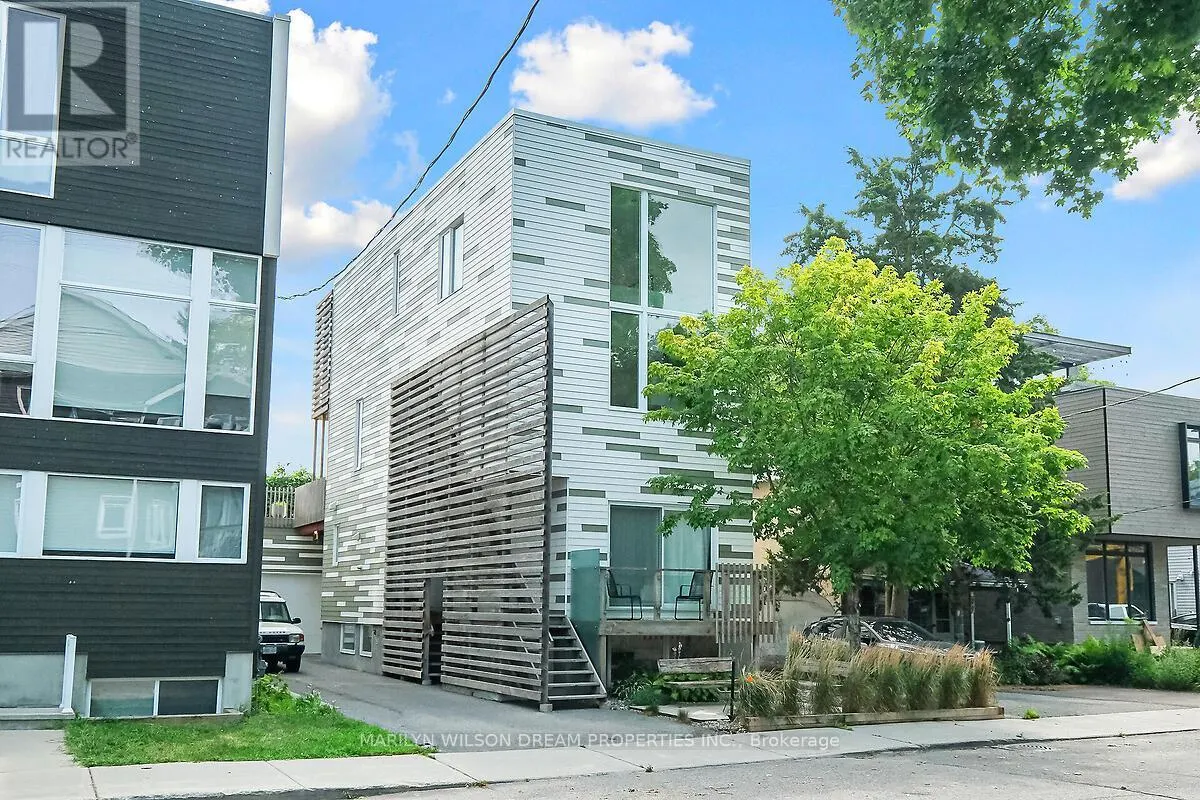 67 PINHEY STREET