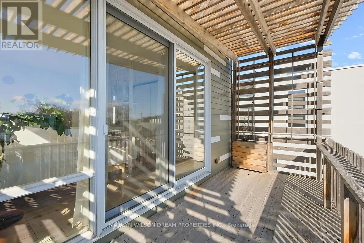 67 PINHEY STREET