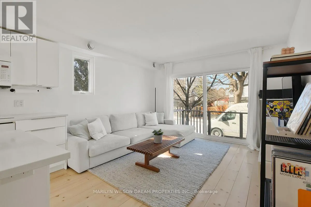 67 PINHEY STREET
