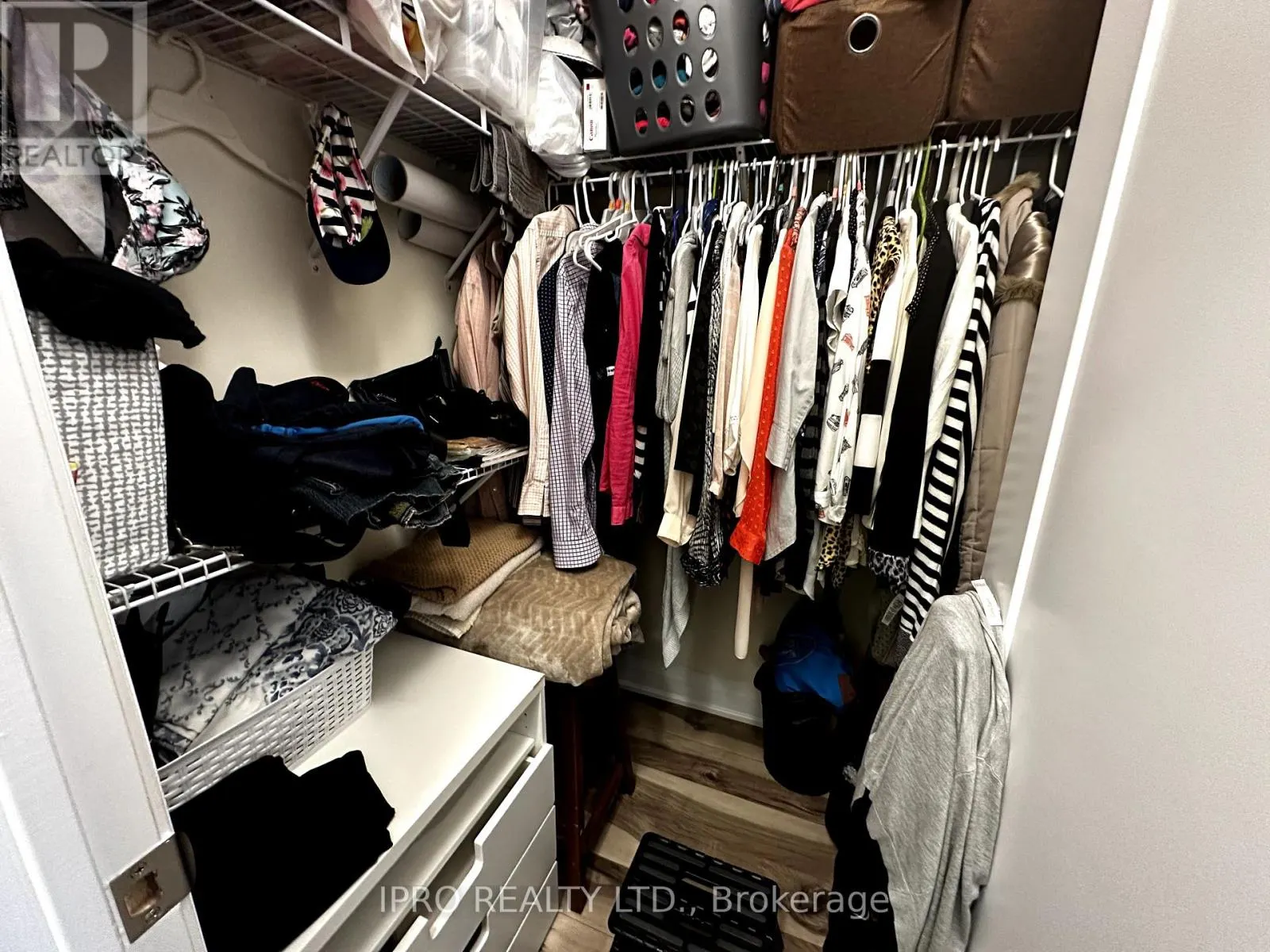 217 - 16 CONCORD PLACE