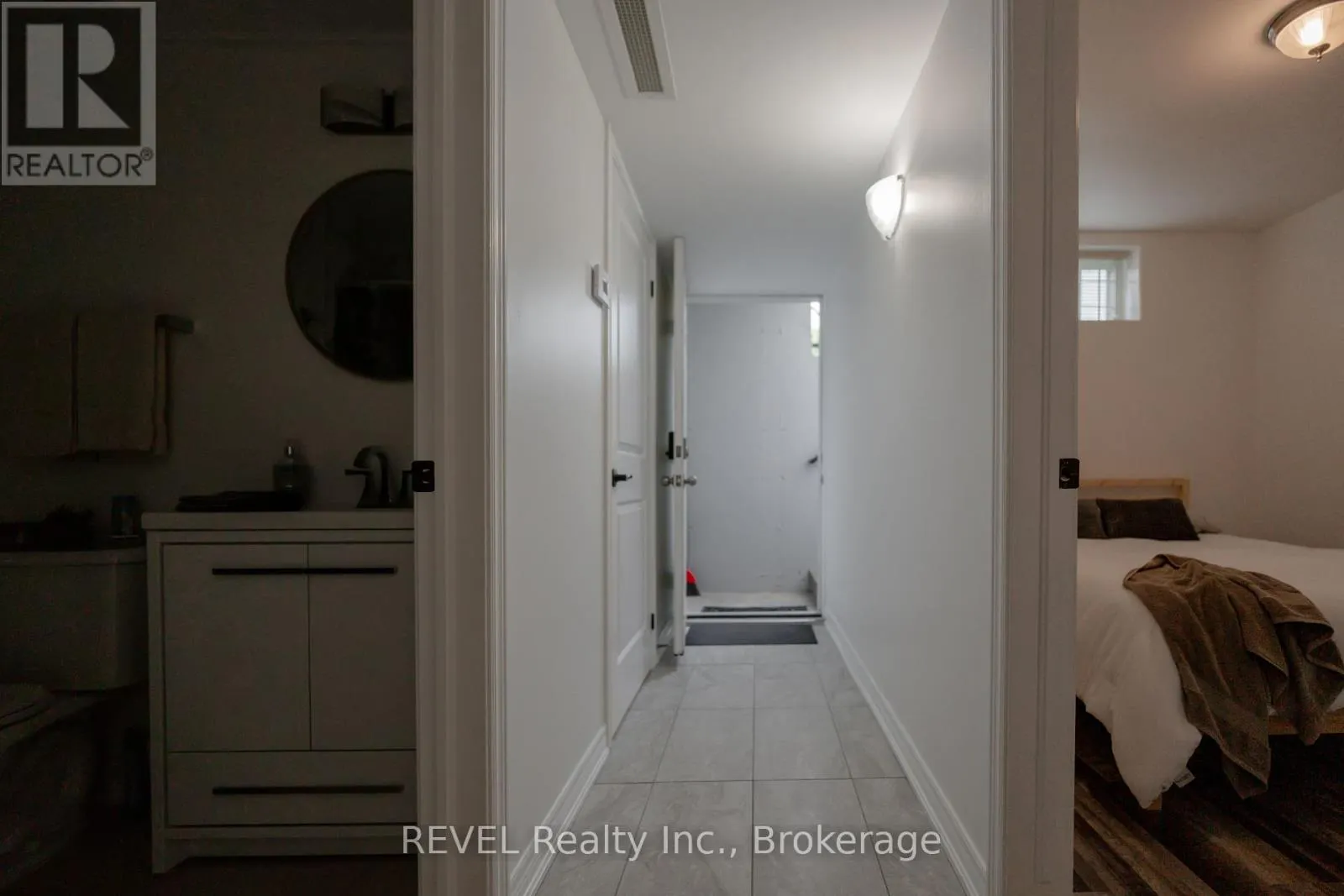 104 - 6045 DUNN STREET, #104
