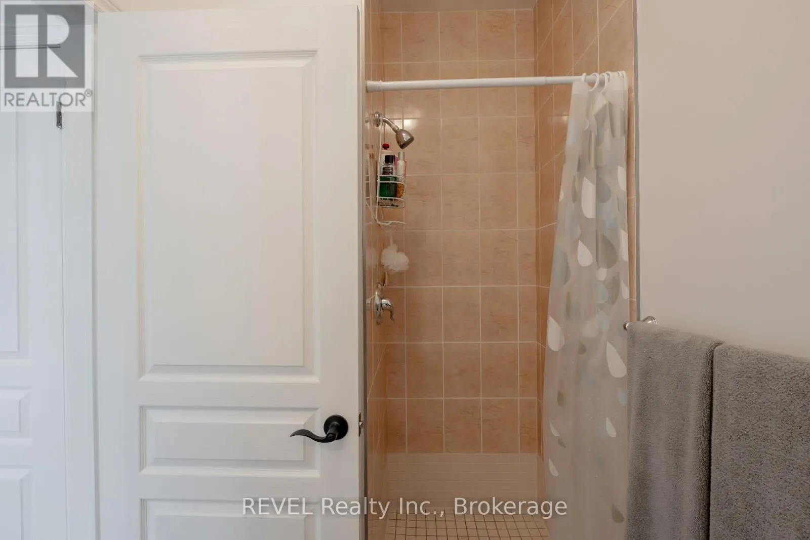 104 - 6045 DUNN STREET, #104