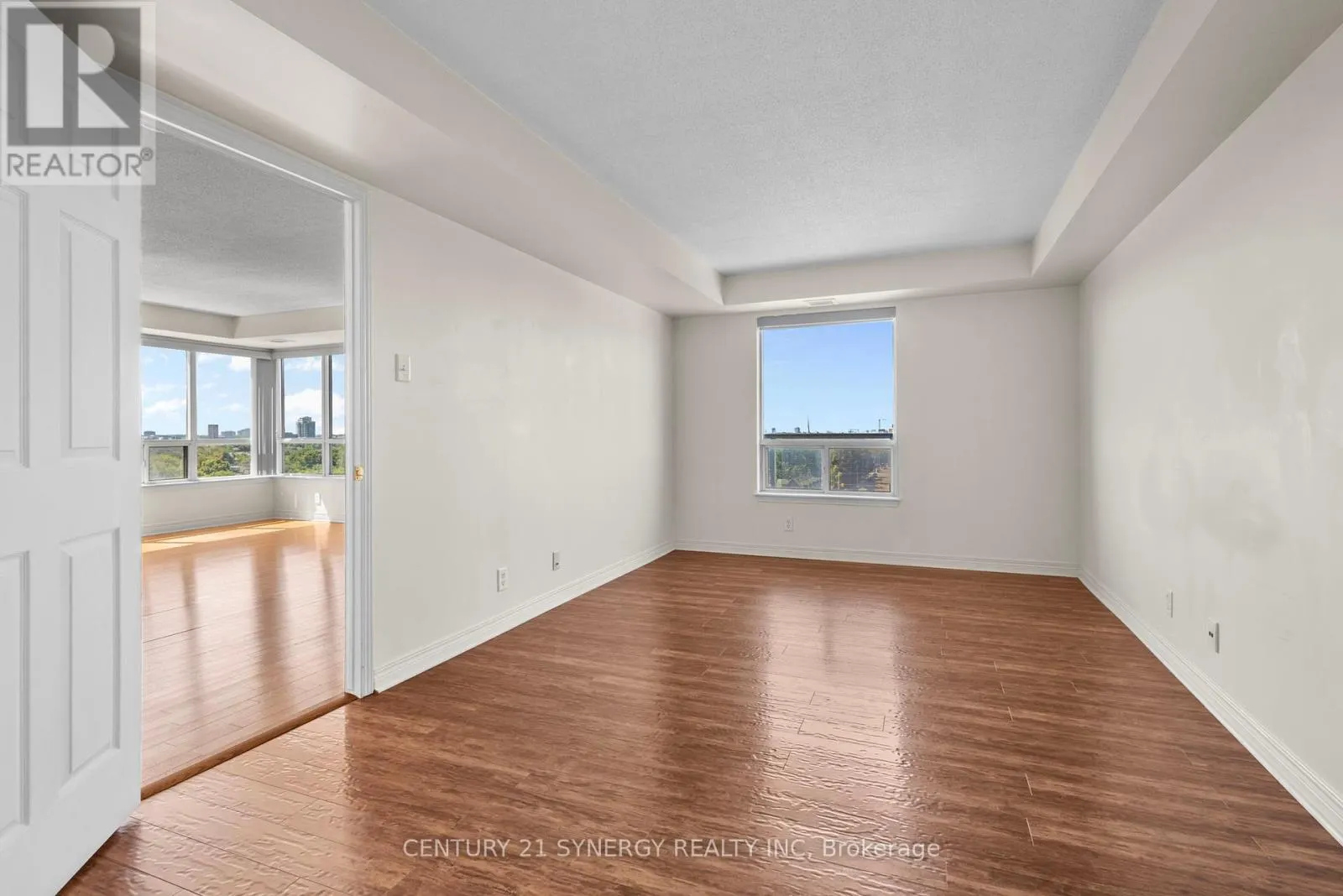 1109 - 429 SOMERSET STREET W