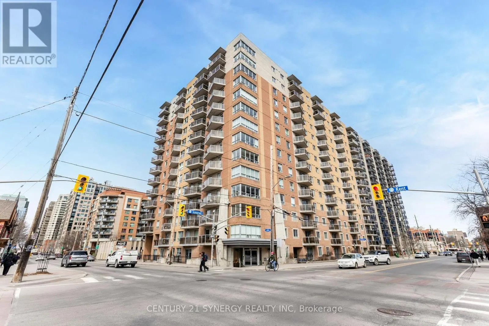 1109 - 429 SOMERSET STREET W