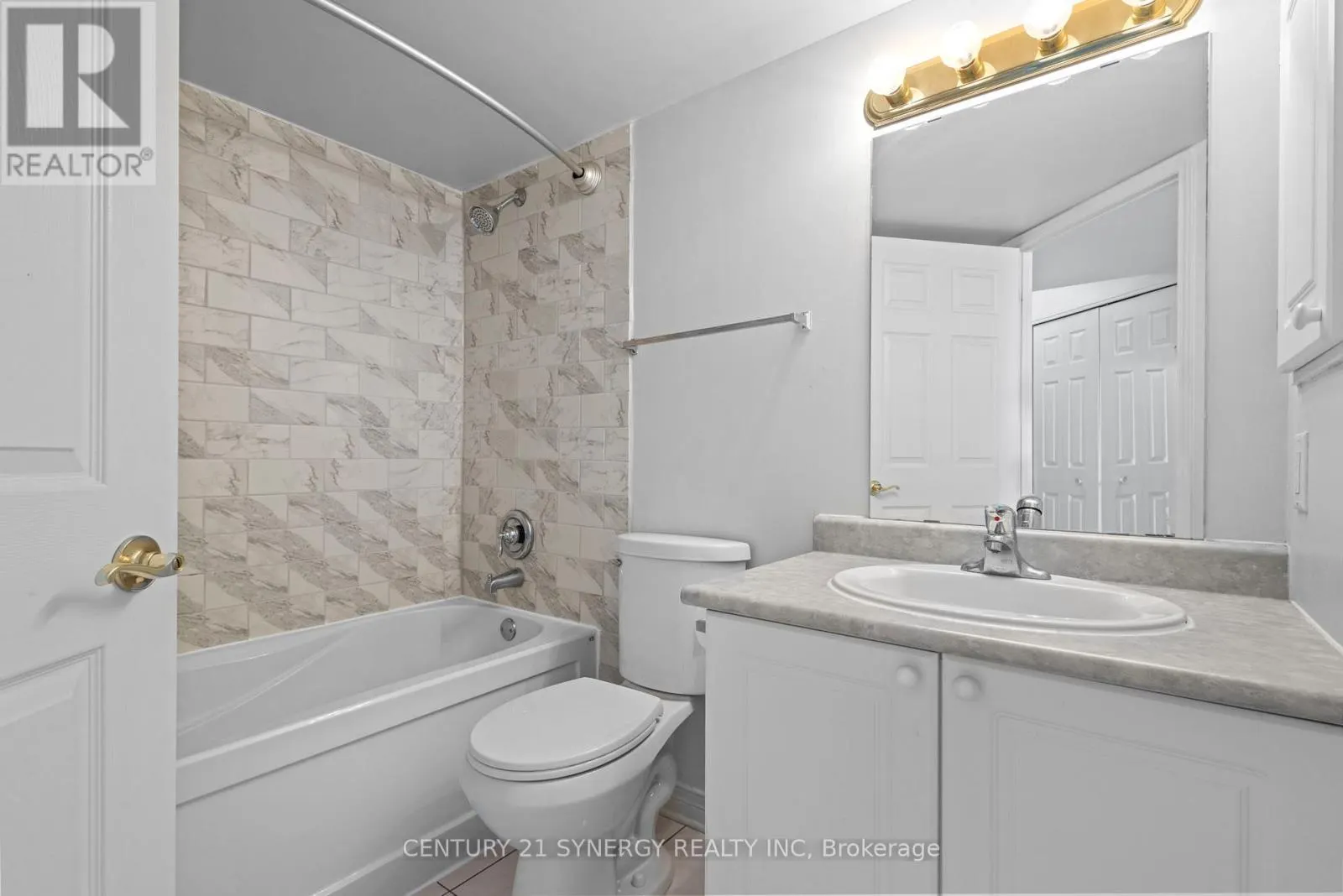 1109 - 429 SOMERSET STREET W