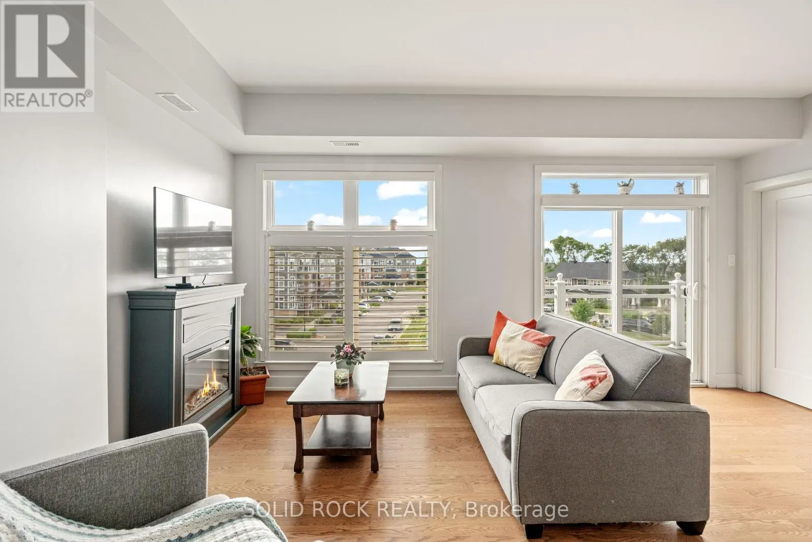 301 - 345 ELIZABETH COSGROVE PRIVATE