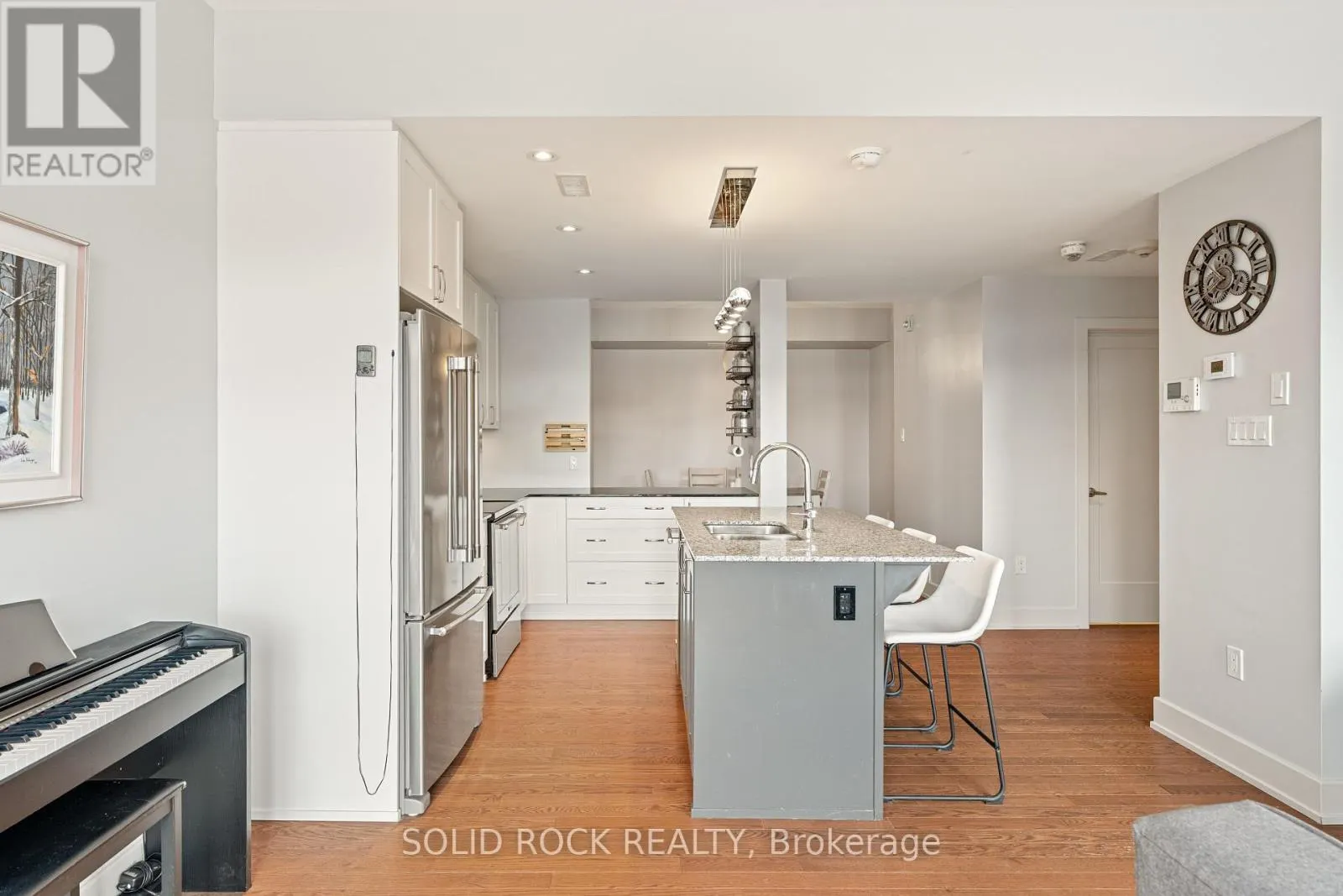 301 - 345 ELIZABETH COSGROVE PRIVATE