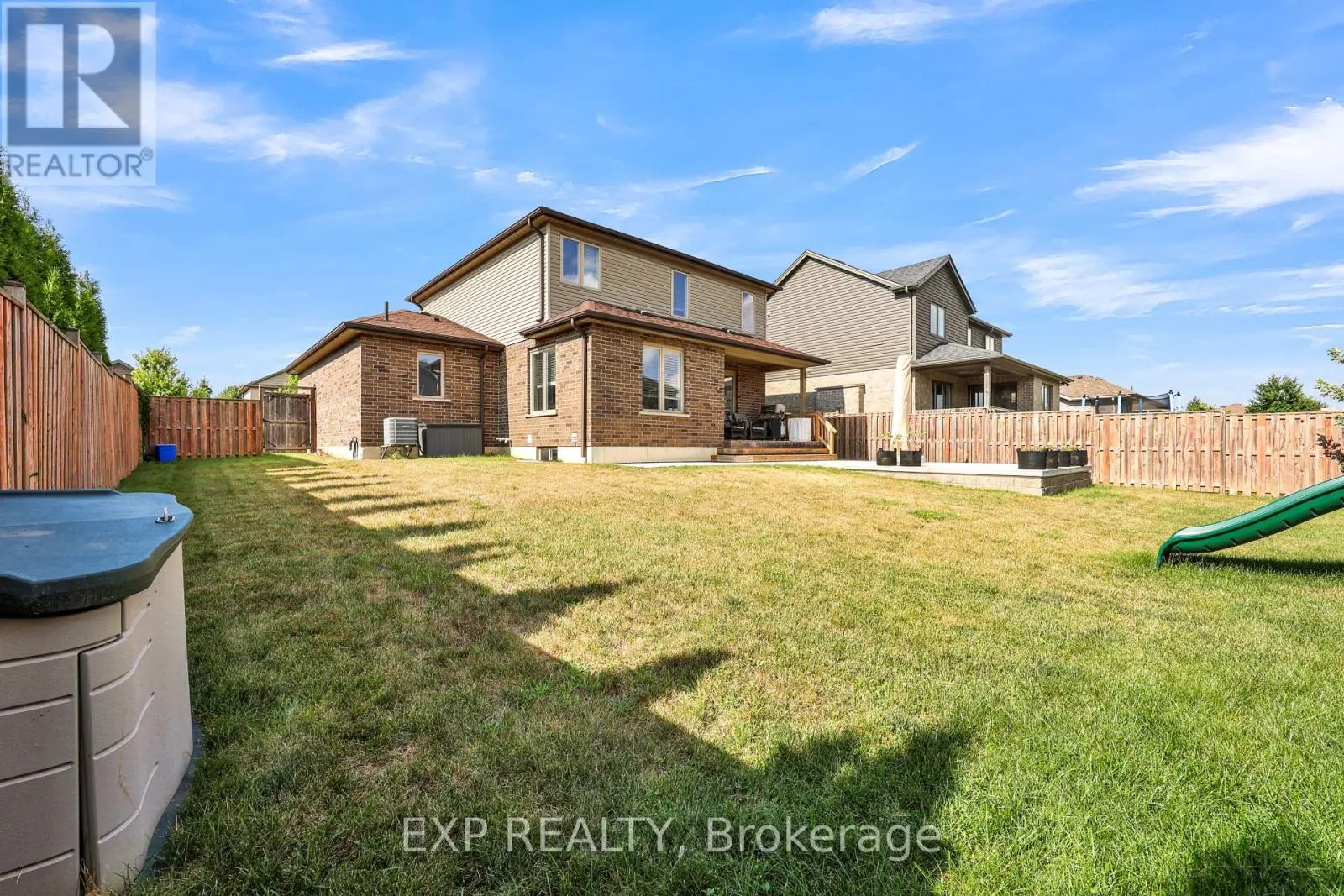 5 OLIVER CRESCENT