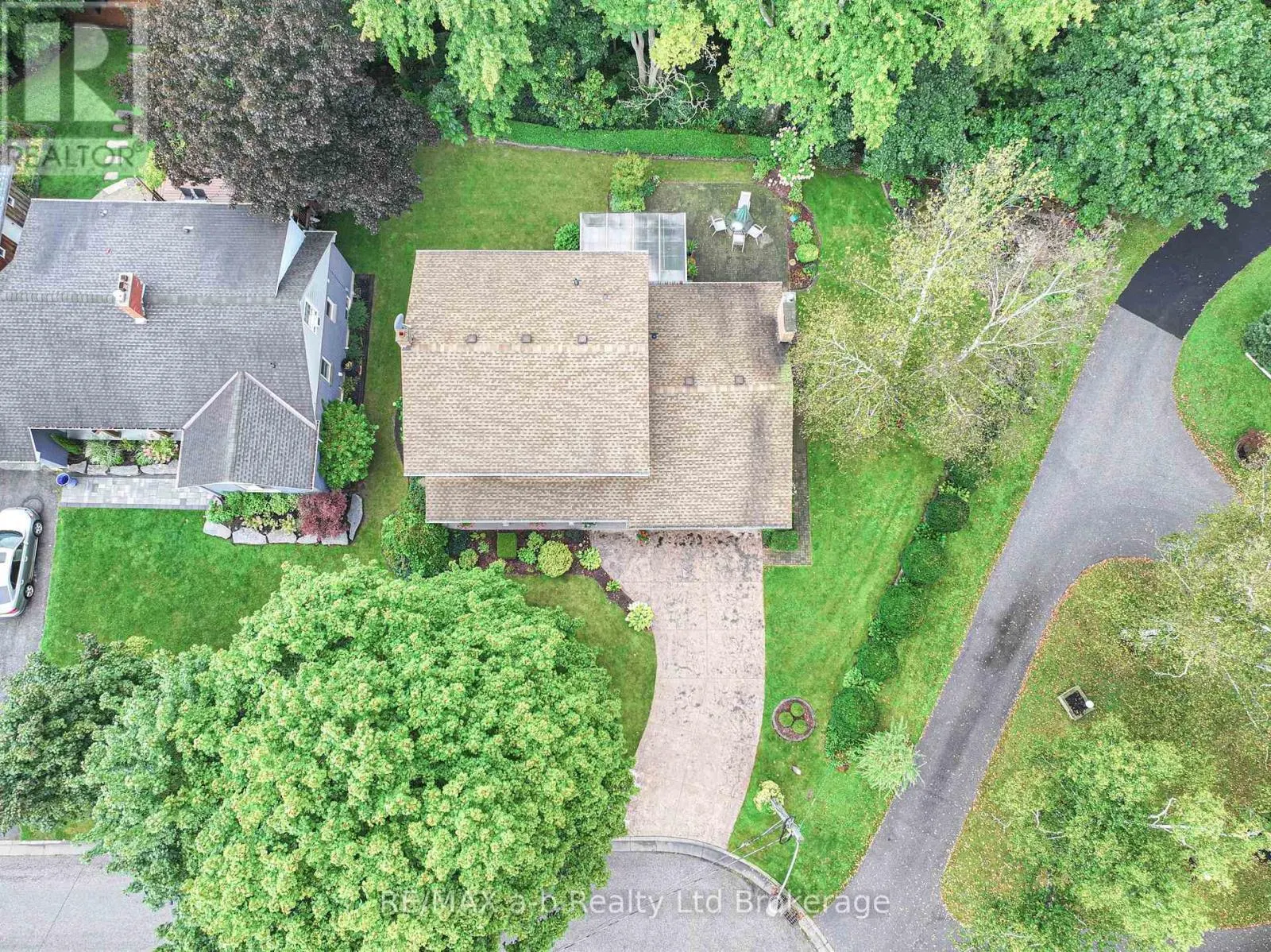 41 PARKWOOD DRIVE